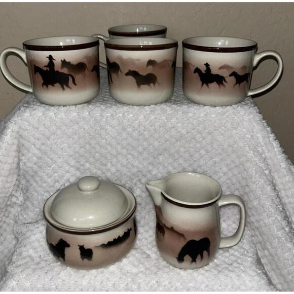 💛 Vintage and Rare Thomas Norby Coffee Creamer Mugs Set RARE 💛 - Picture 1 of 9